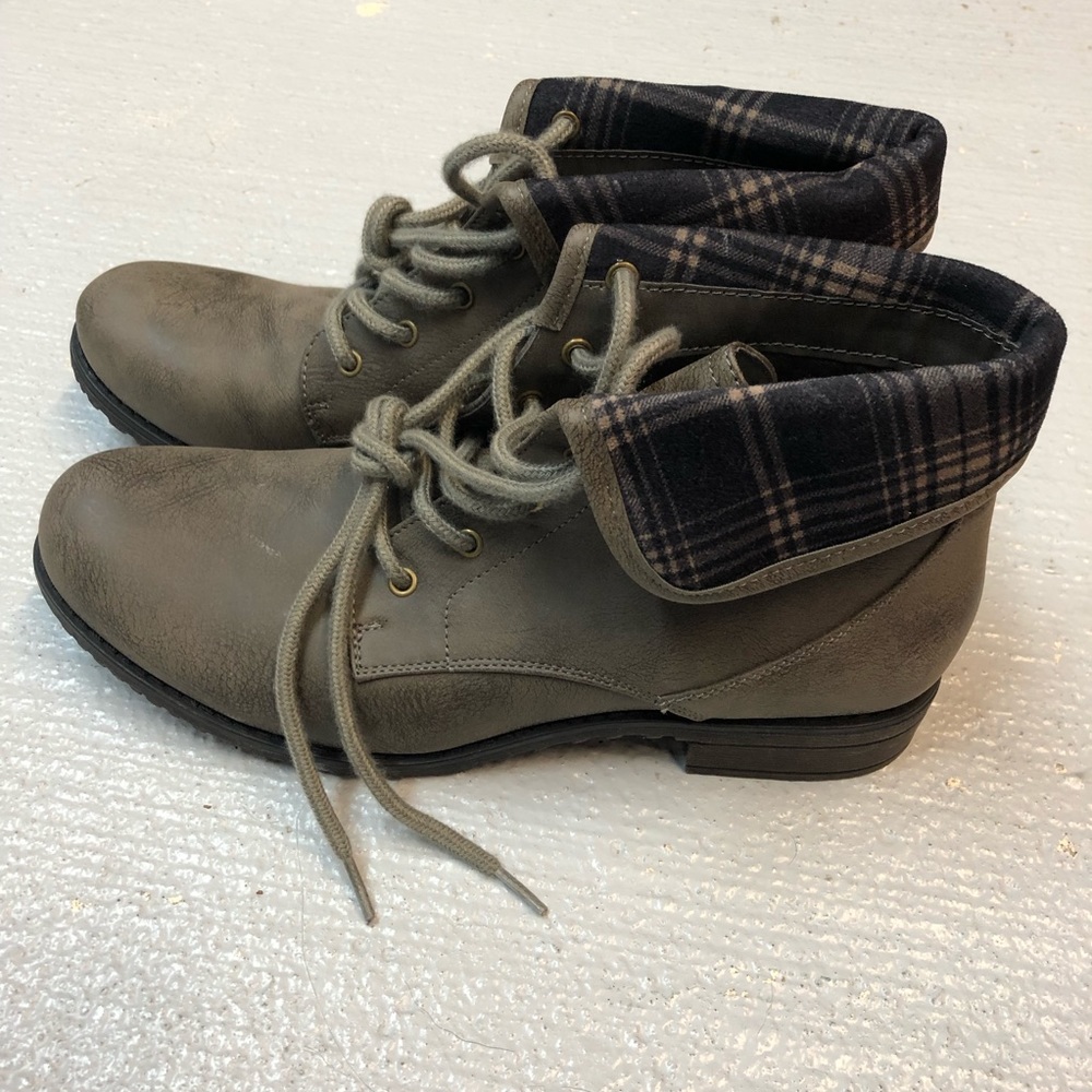 Short Booties